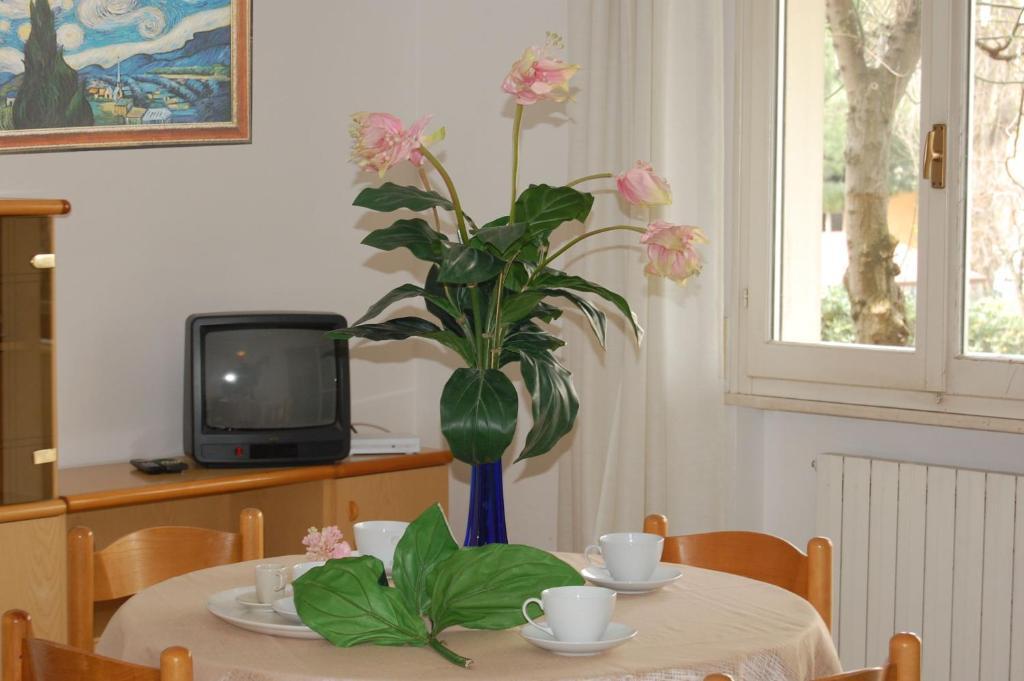 Hotel 21 Риччоне Экстерьер фото